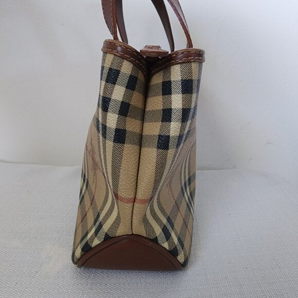 Classic Checkered Brown Handbag - Picture 2 of 12